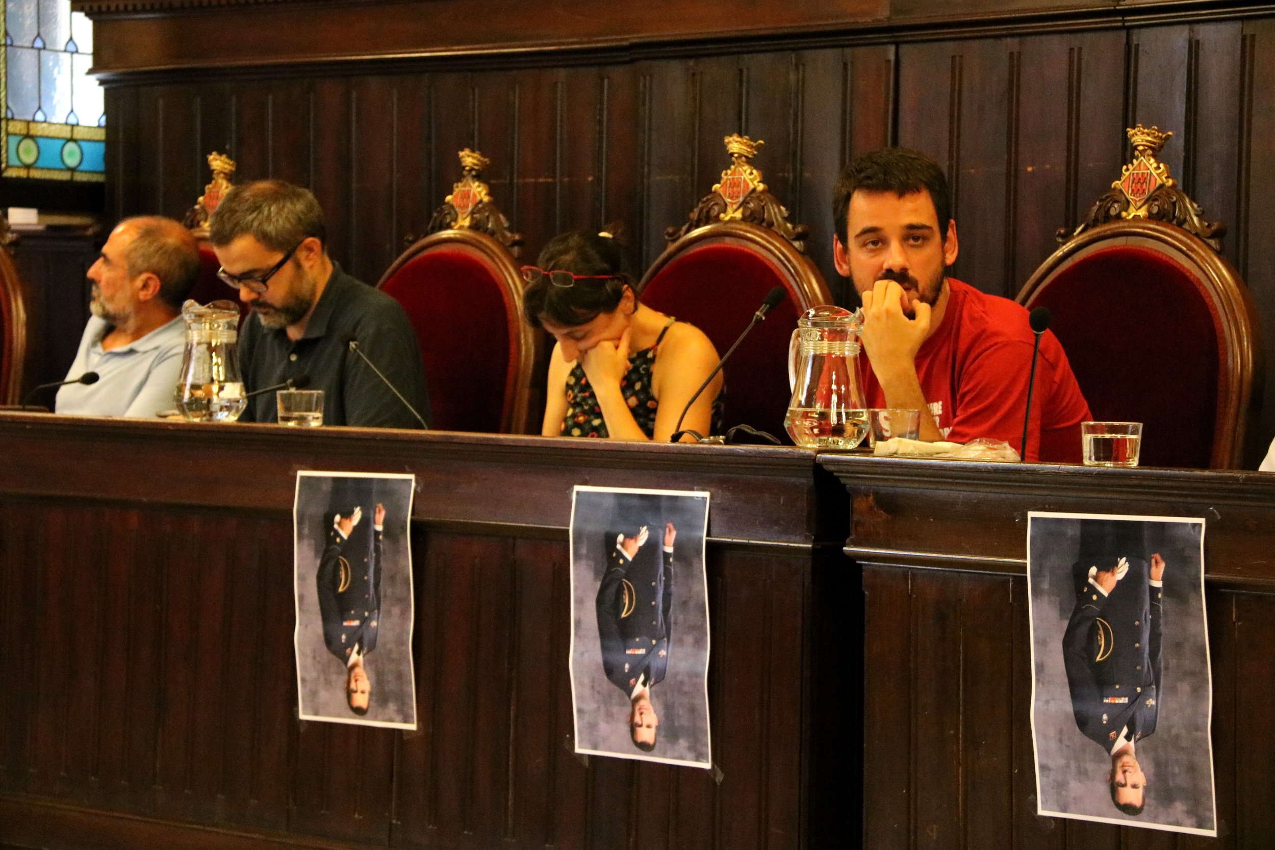 Girona rebutja declarar Felip VI persona 'non grata'