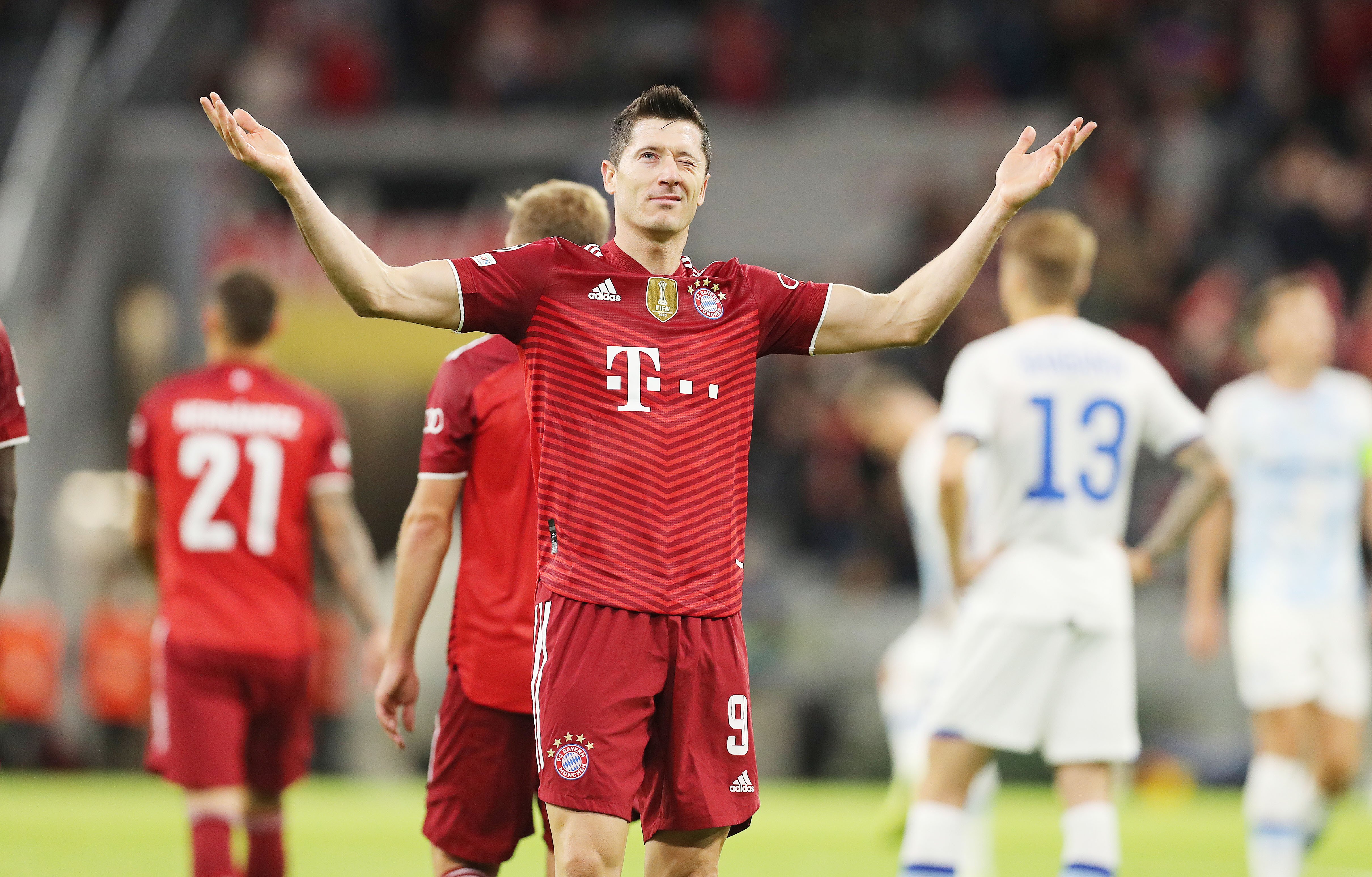 Lewandowski talla un cap al Barça només arribar, ho tenia molt difícil però ara està fora