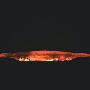 infern foc unsplash / Ybrayym Esenov