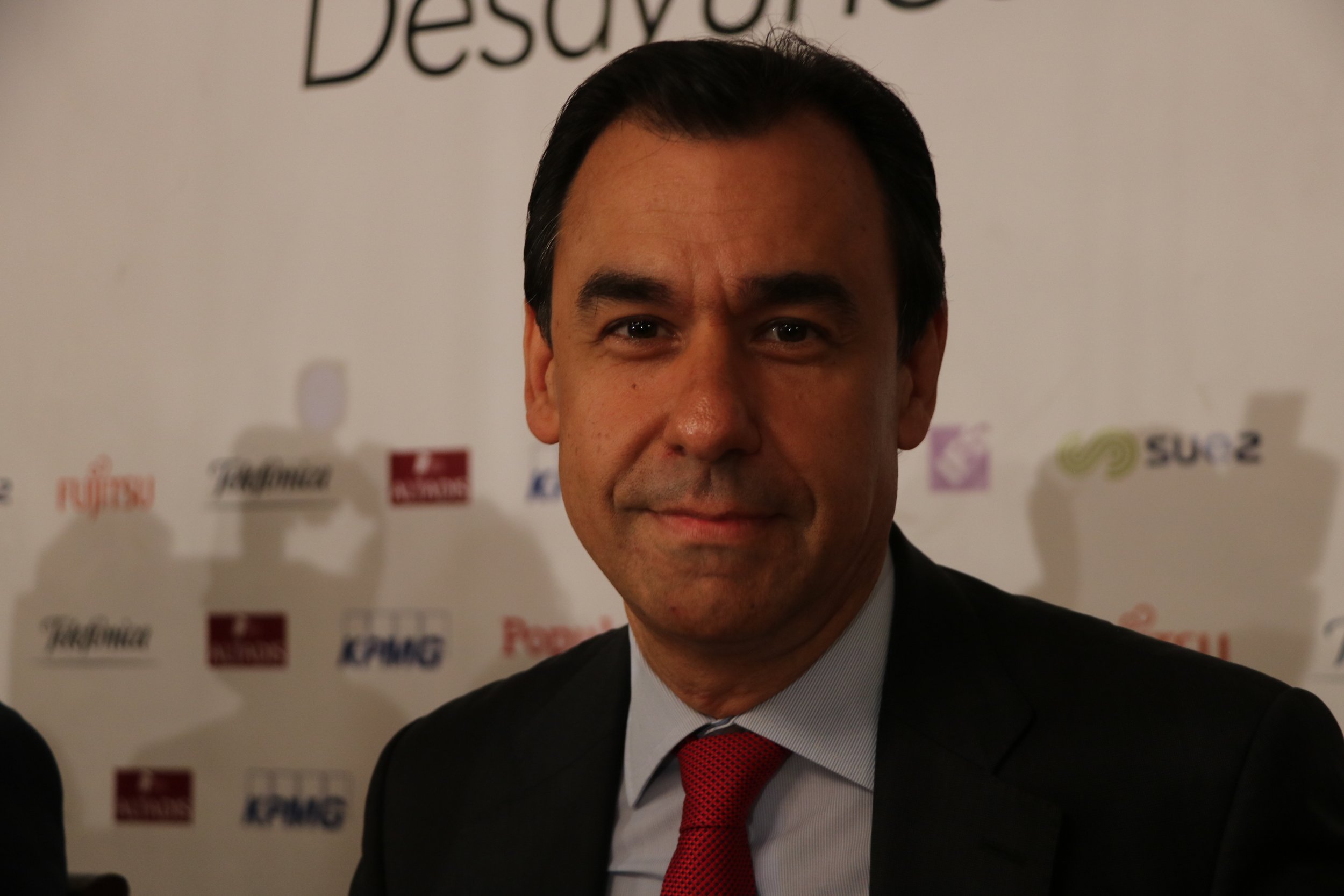 Maillo critica "la ambigüedad permanente" de Colau ante el referéndum