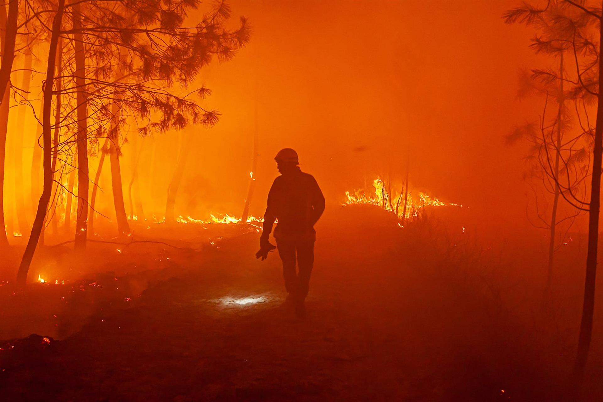 Portadas que queman (y no todo son incendios)