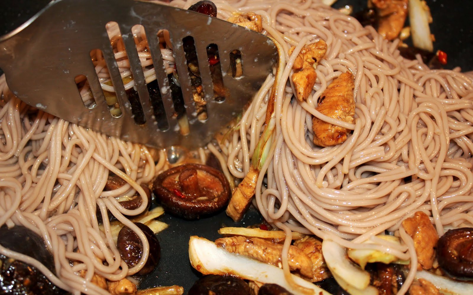 wok fideus soba gall dindi shiitake pas33