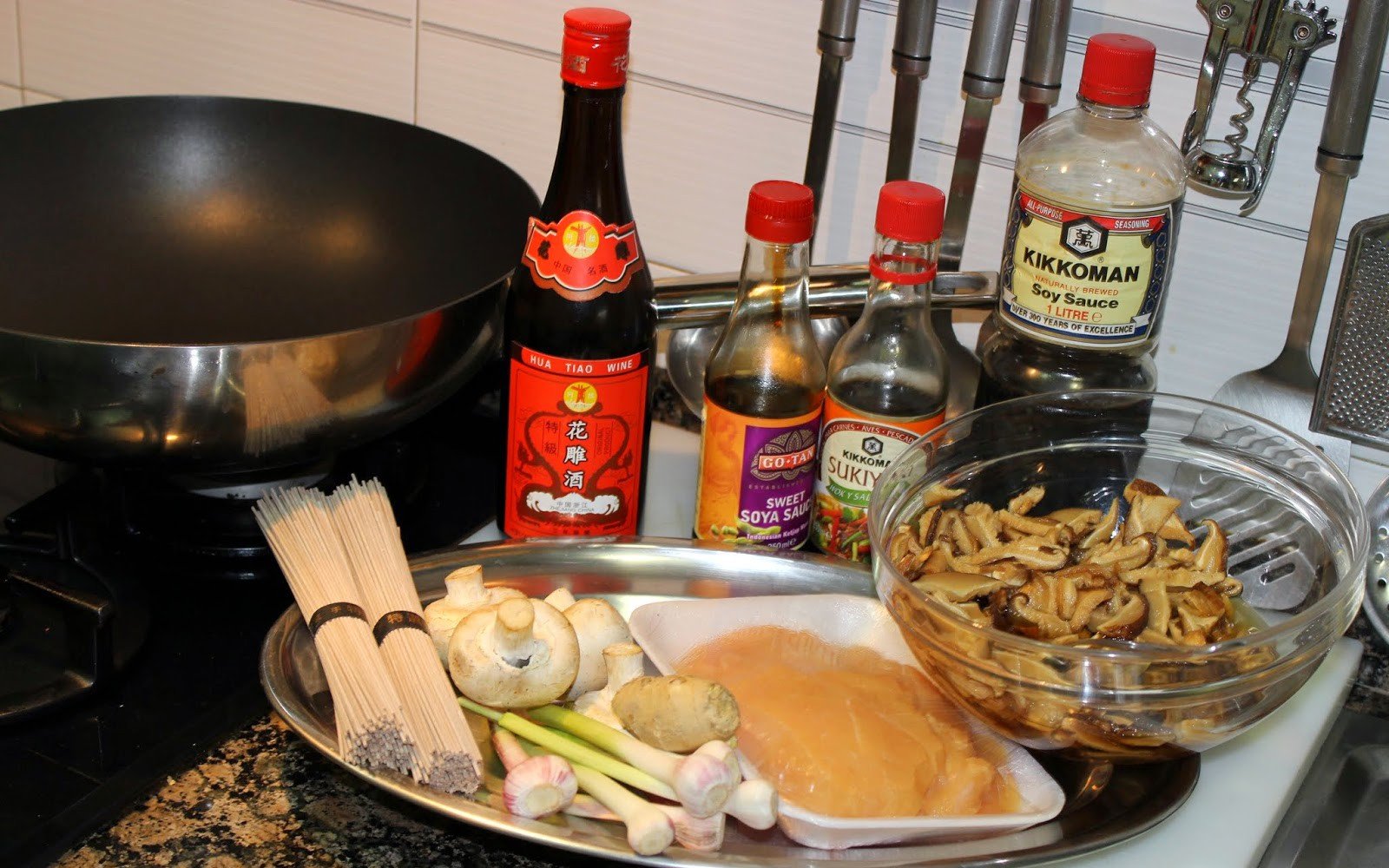 wok fideus soba pollastre shiitake pas1