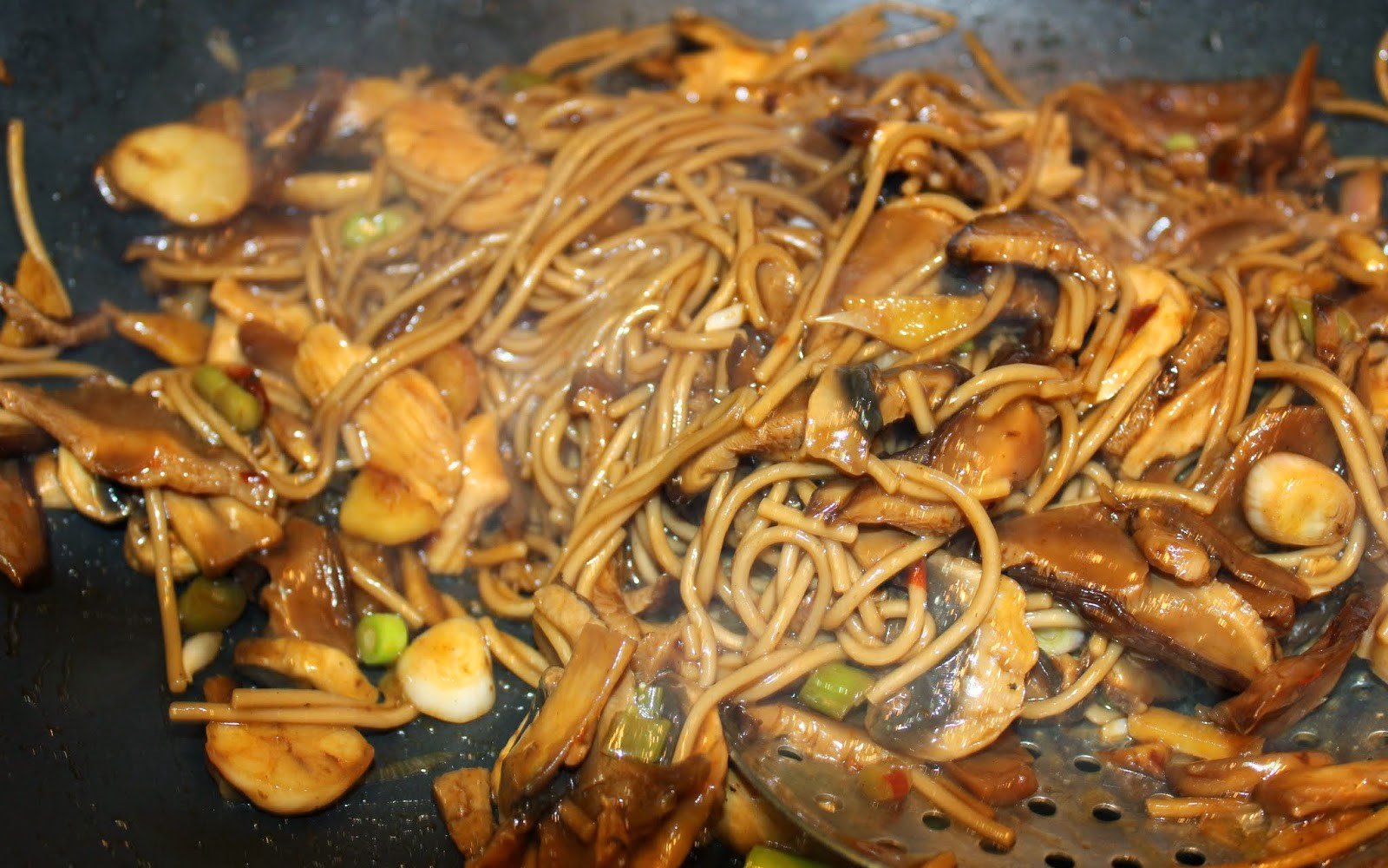 wok fideus soba pollastre shiitake pas43