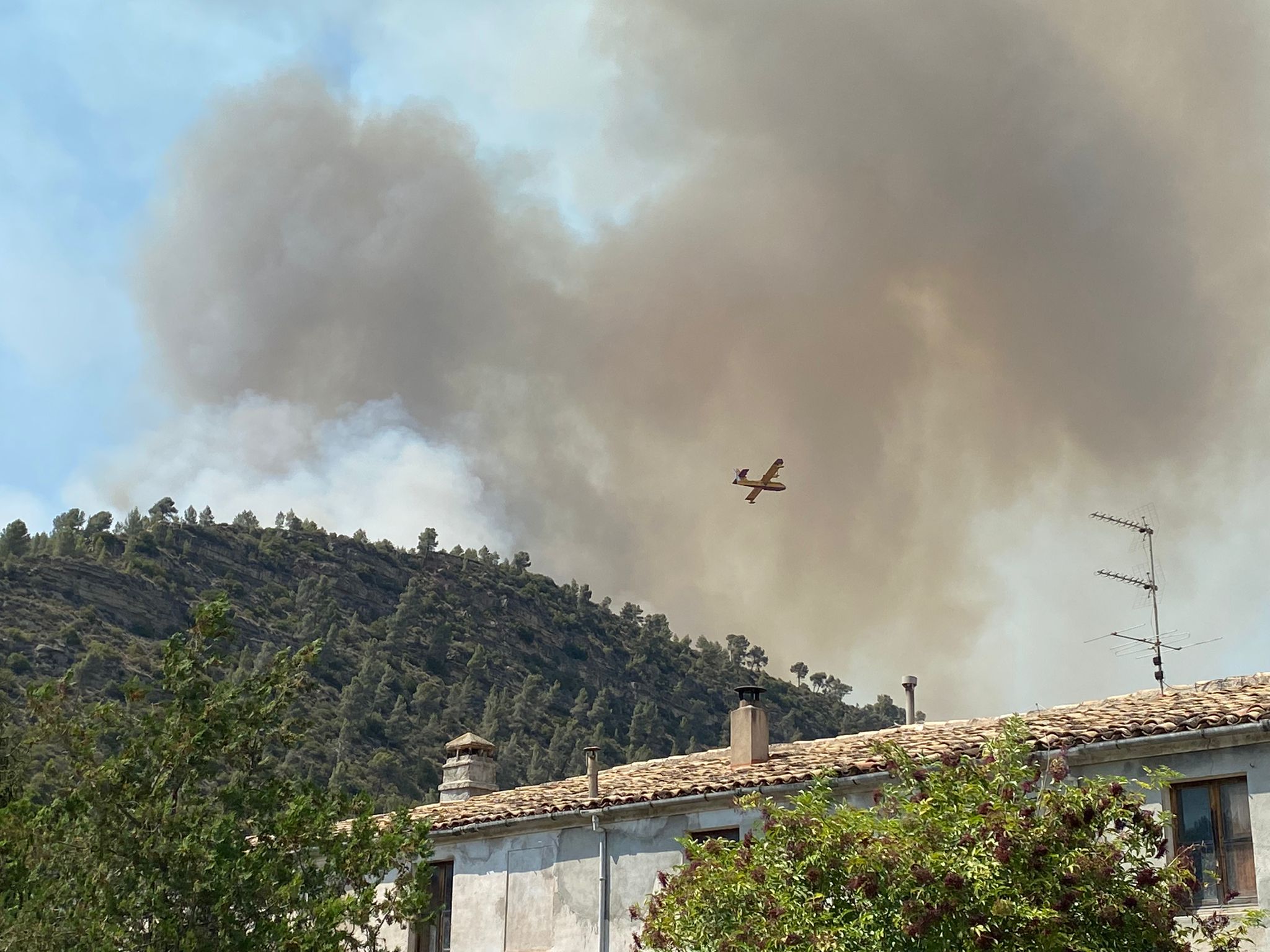 Nuevo incendio Pont Vilomara suelto ejercido / Guillem RS Nuevo incendio Pont Vilomara suelto ejercido / Guillem RS