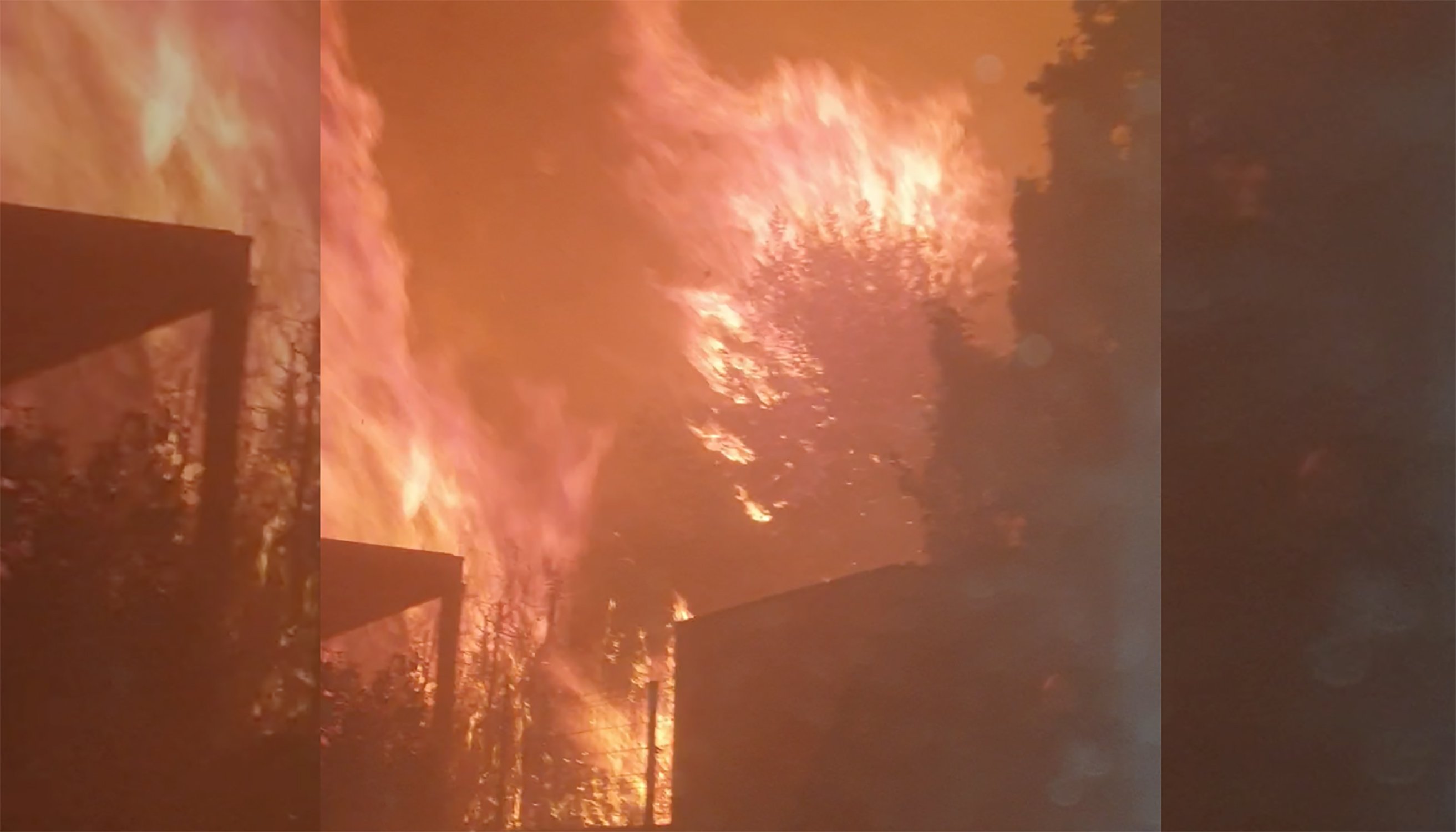 Les grans flames de l'incendi del Pont de Vilomara des de dins d'una casa de River Park | VÍDEO