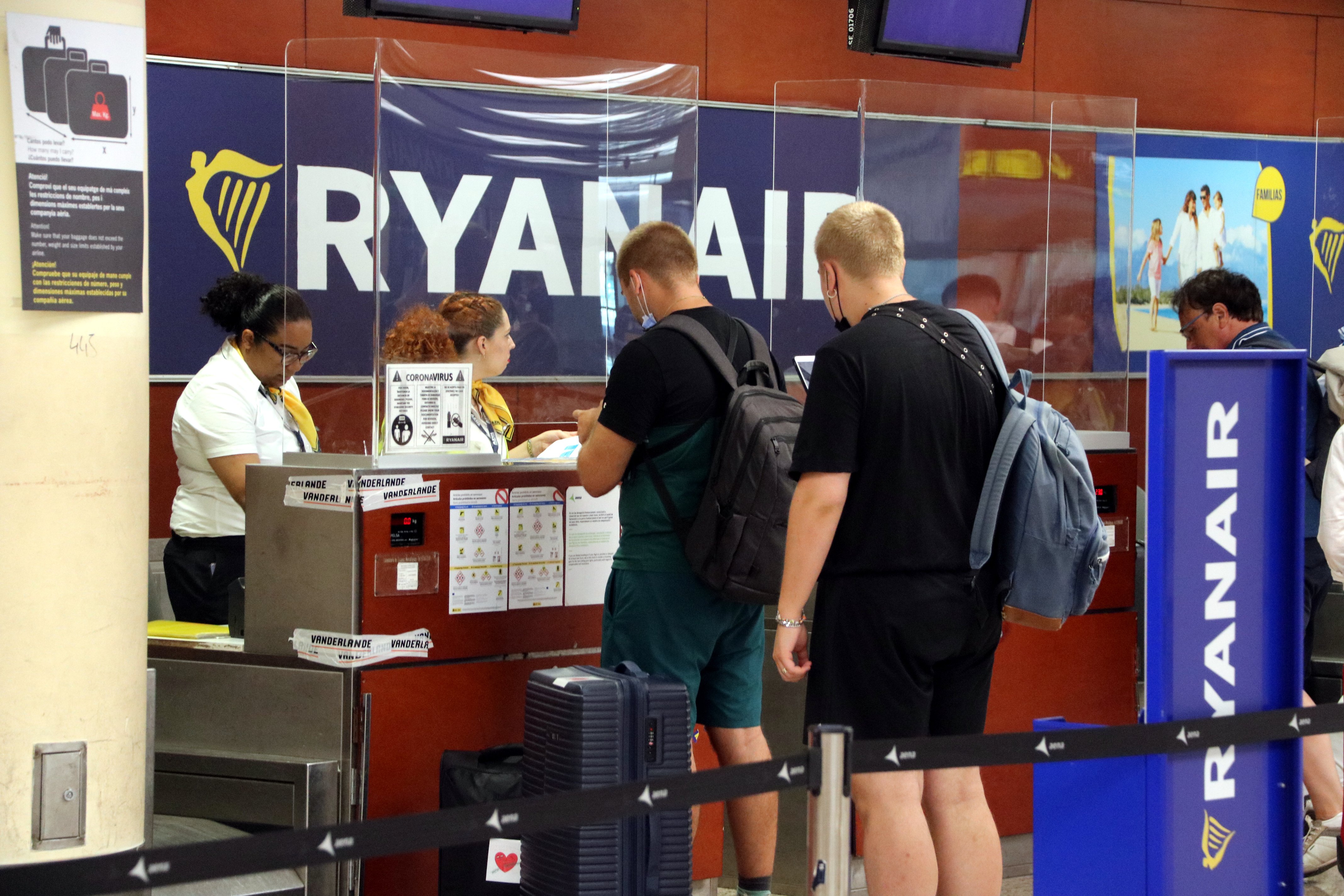 Cap vol cancel·lat a l'aeroport del Prat per la vaga de Ryanair