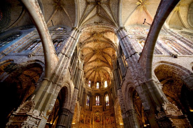 Interior de la Catedral de Ávila / Unsplash Interior de la Catedral de Ávila / Unsplash