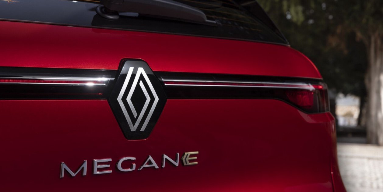 Volkswagen llega con el nuevo coche eléctrico que mejora el mítico Megane y es más bonito que uno chino