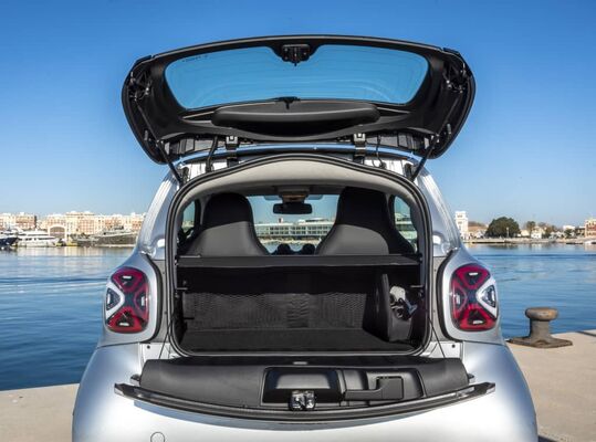 Mercedes fabrica un dels cotxes elèctrics més barats que pots comprar a Espanya