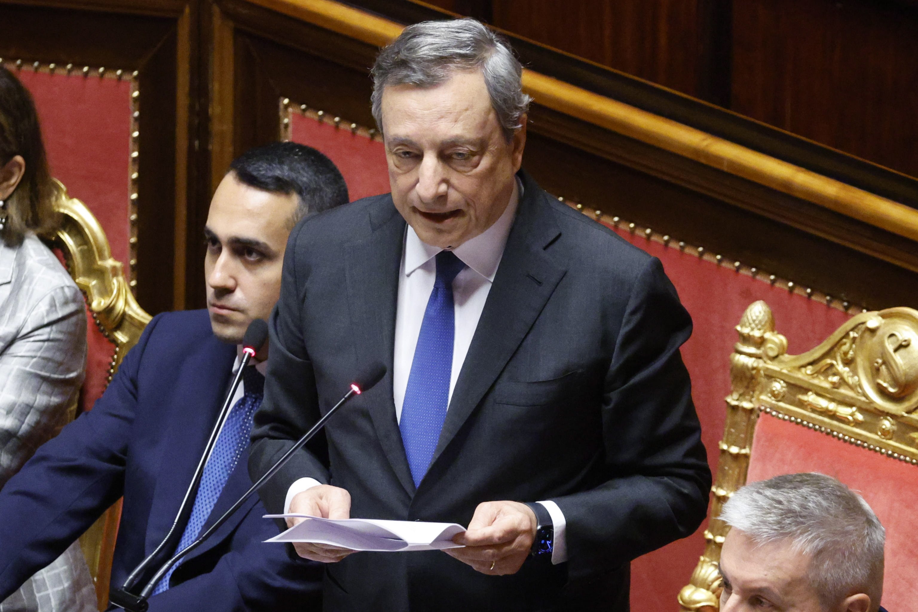 Mario Draghi reconsidera la seva dimissió a l'espera que els partits acceptin el seu programa