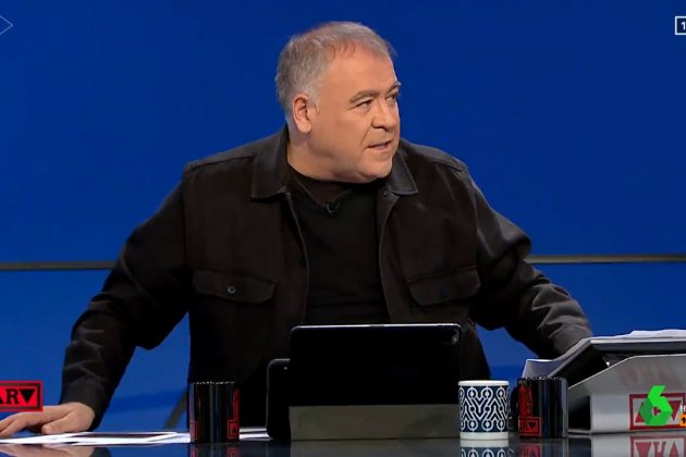 Antonio G. Ferreras mira La Sexta Antonio G. Ferreras mira La Sexta