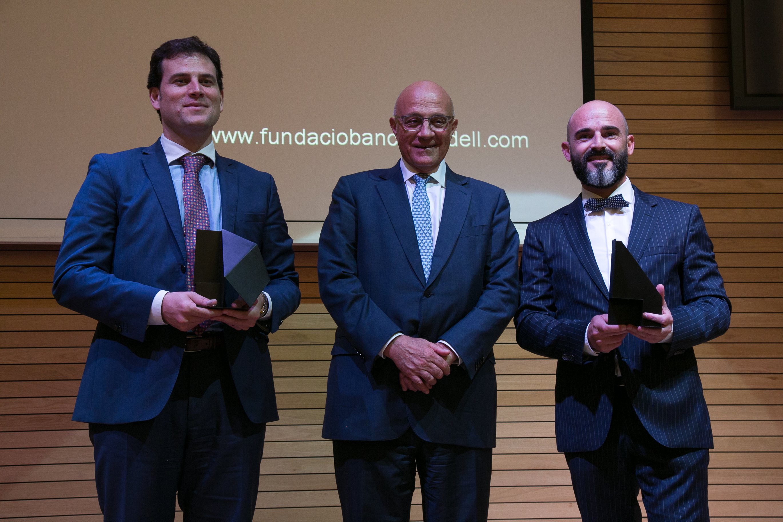 Banc Sabadell premia "la màgia" d'un físic i un cardiòleg