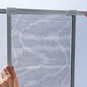 Leroy Merlin tiene una mosquitera no necesita tornillos para la