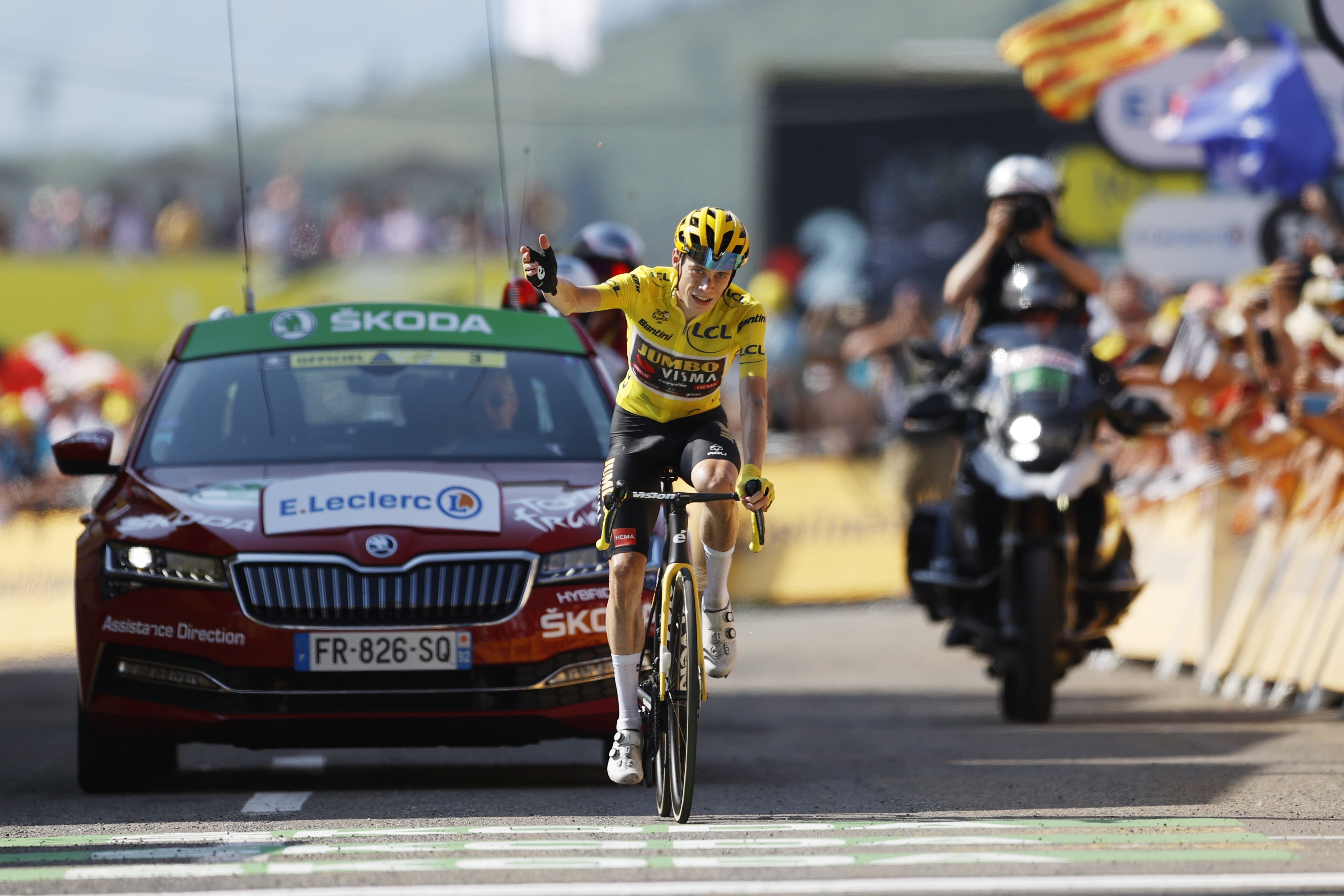 Vingegaard se luce en el Hautacam, baja a la Tierra a Pogacar y sentencia el Tour de Francia 2022