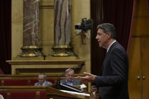 ALBIOL PARLAMENT LG