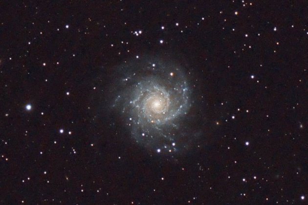 Galaxia abanico o espiral NHC 628