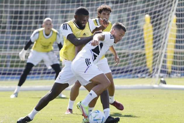 Antonio Rüdiger Eden Hazard entrenament Reial Madrid / Foto: EFE