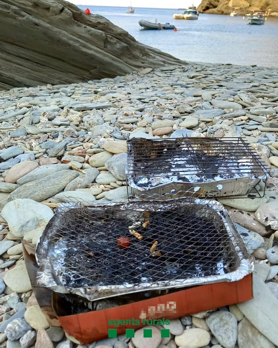 agents rurals barbacoa platja cadaques risc incendi pla alfa acn agents rurals barbacoa platja cadaques risc incendi pla alfa acn