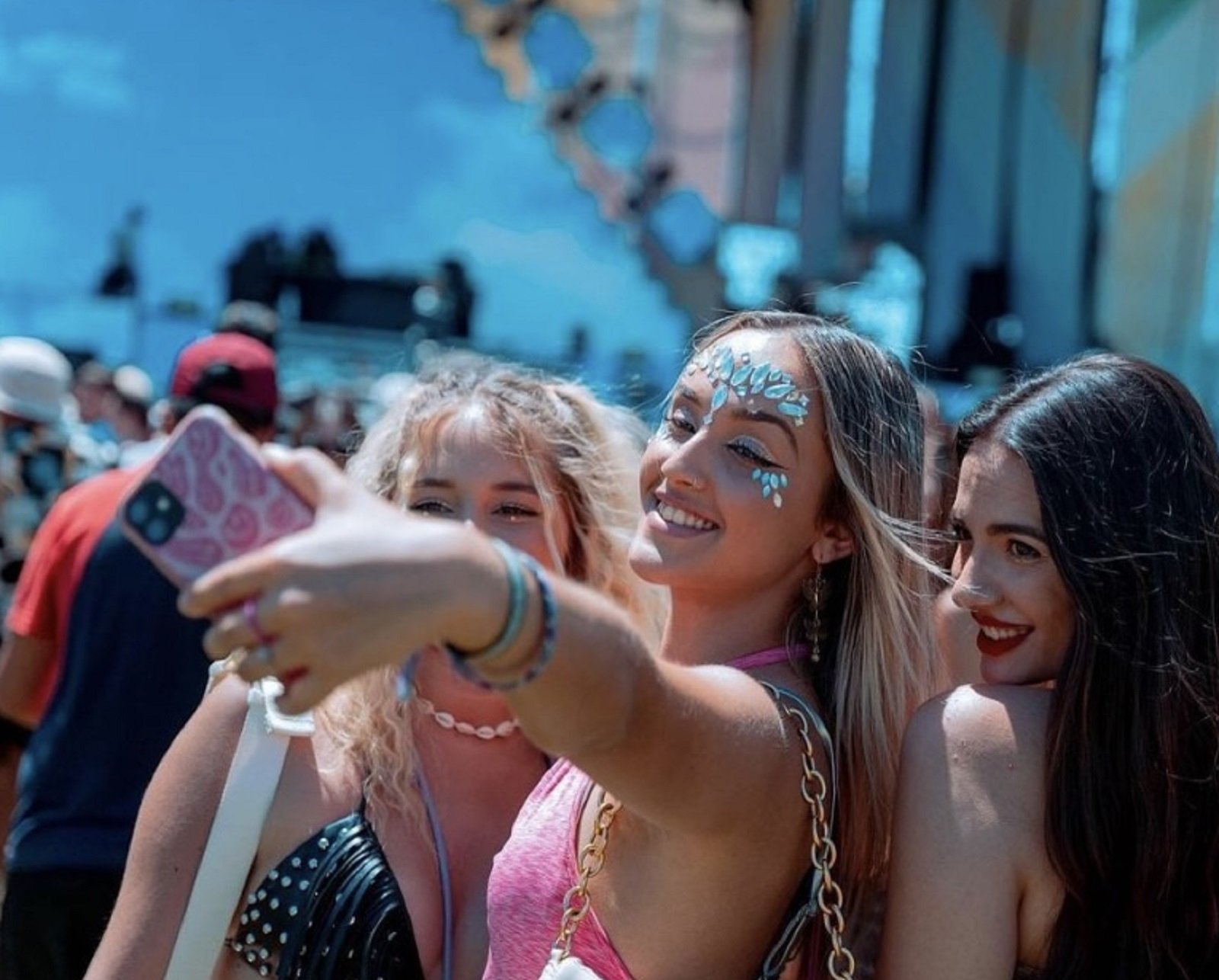 Reggaeton Beach Festival, el fenómeno musical con más seguidores que Rosalía