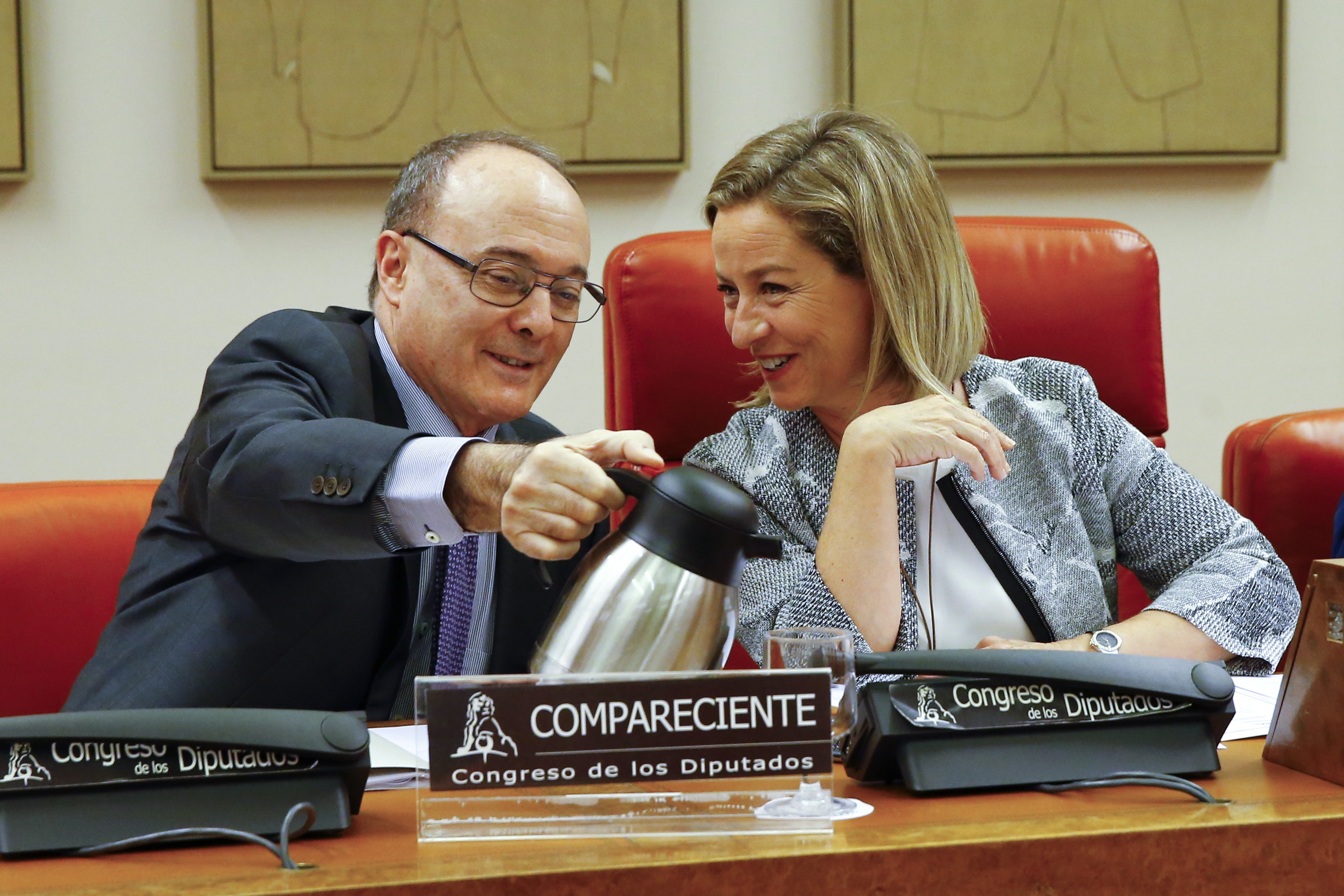 El Banc d'Espanya admet almenys "un error important" en la crisi