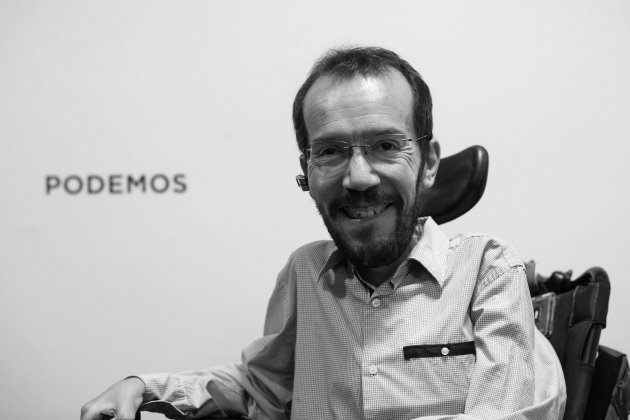 Echenique Perfil