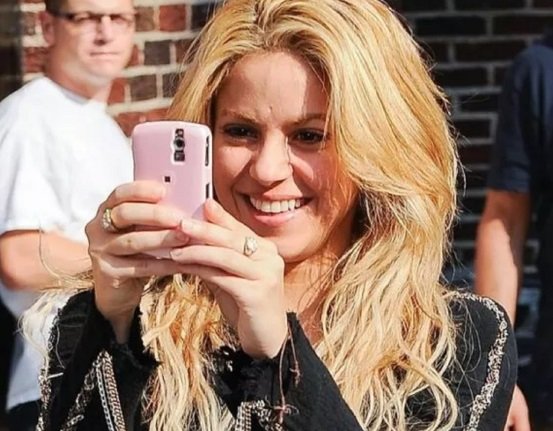 shakira movil2 shakira movil2