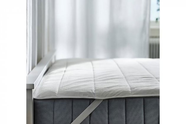 Ikea tiene un protector de colchón termorregulador que reduce el calor  mientras duermes