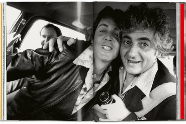 Palo MCcartney con Harry Benson captados por el objetivo de Linda McCartney Foto Archivo Taschen Linda McCartney
