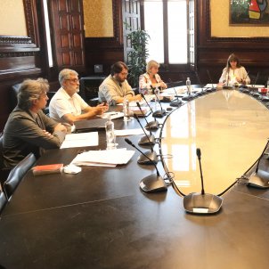 La mesa del Parlament deroga les llicències per edat i aprova un nou sistema de reducció de jornada