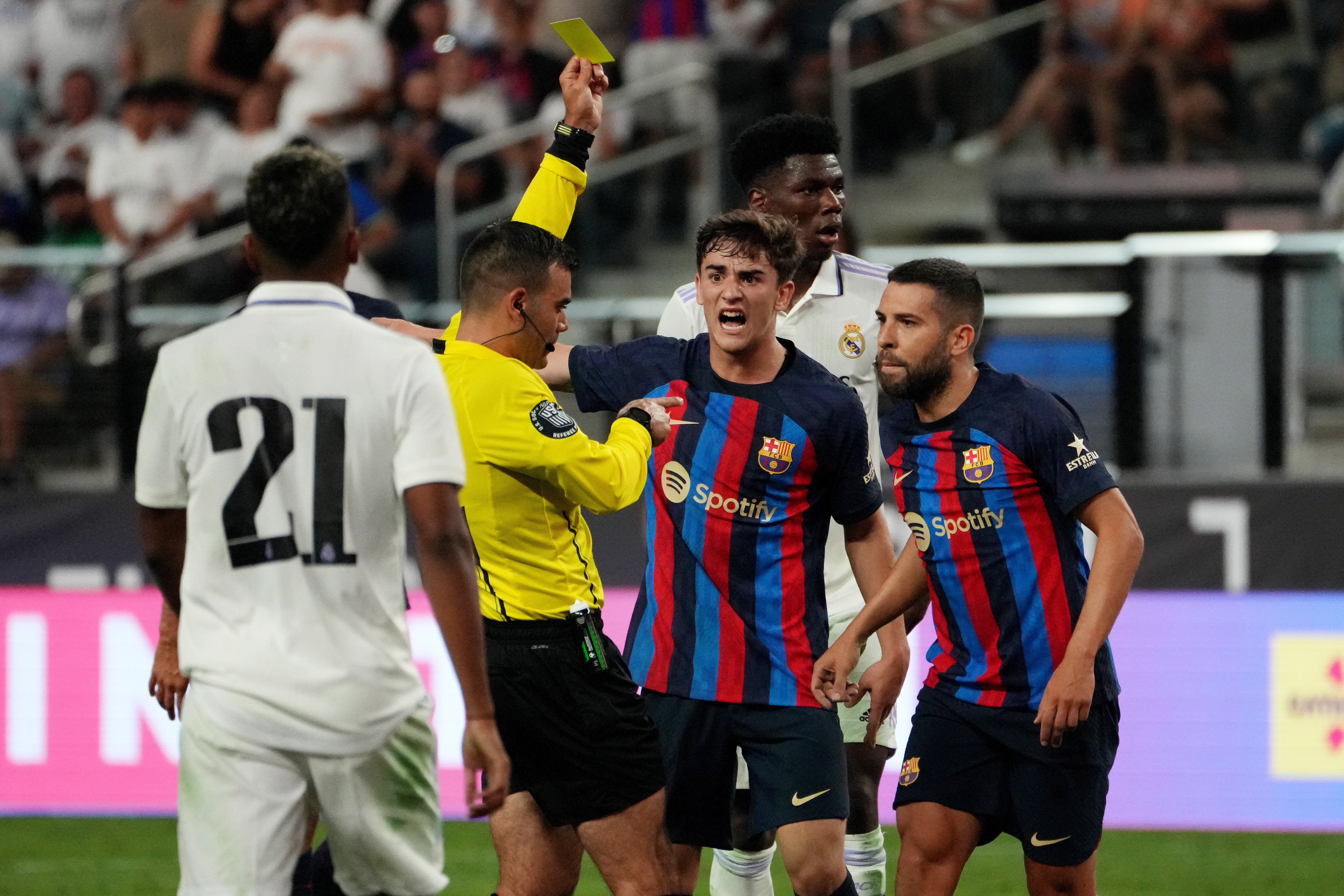 Jordi Alba se cargó un fichaje prioritario de Xavi Hernández para el Barça