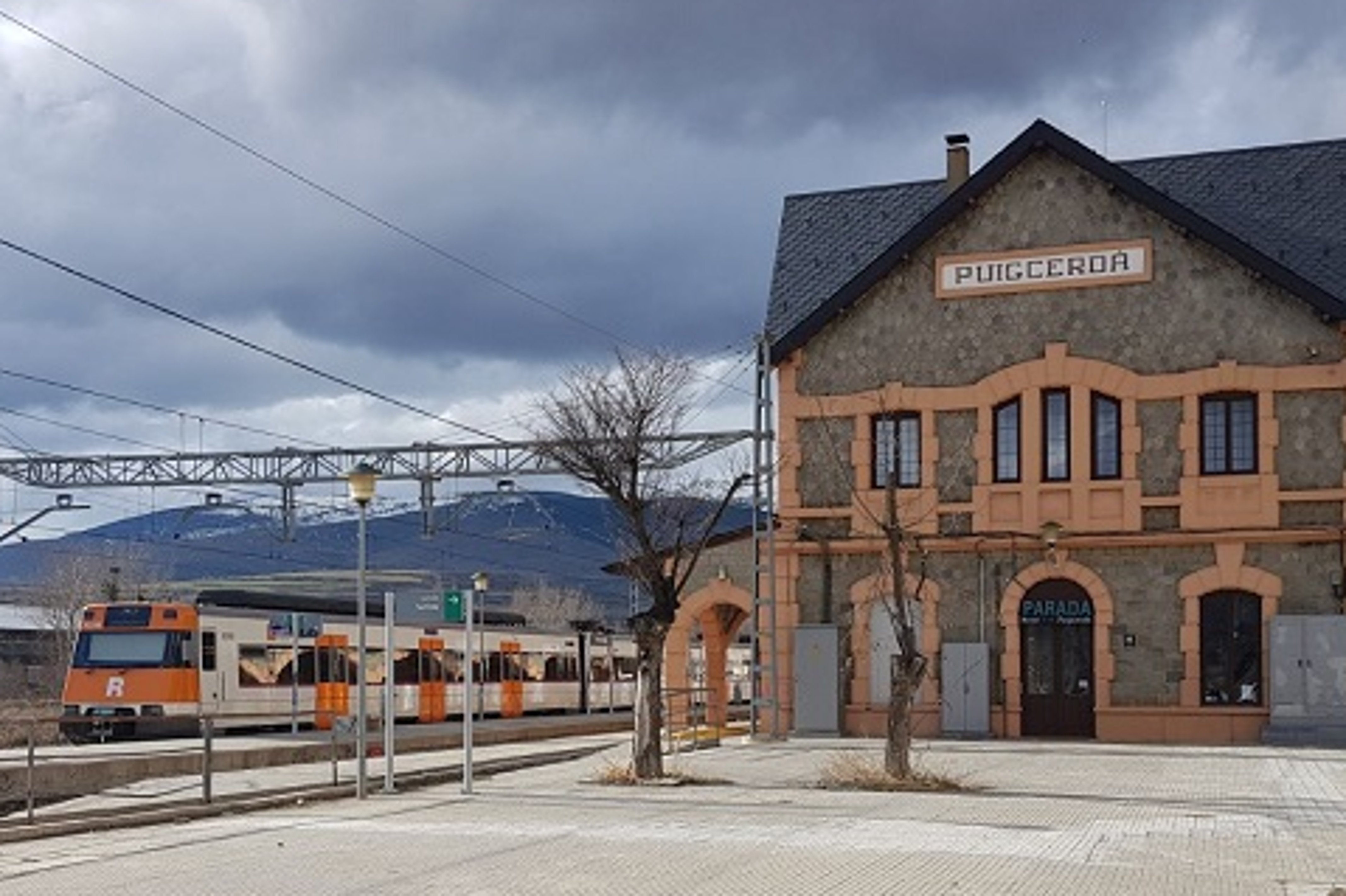 Cortada la circulación de trenes entre Ripoll, Puigcerdà y la Tor de Querol hasta el 1 de septiembre