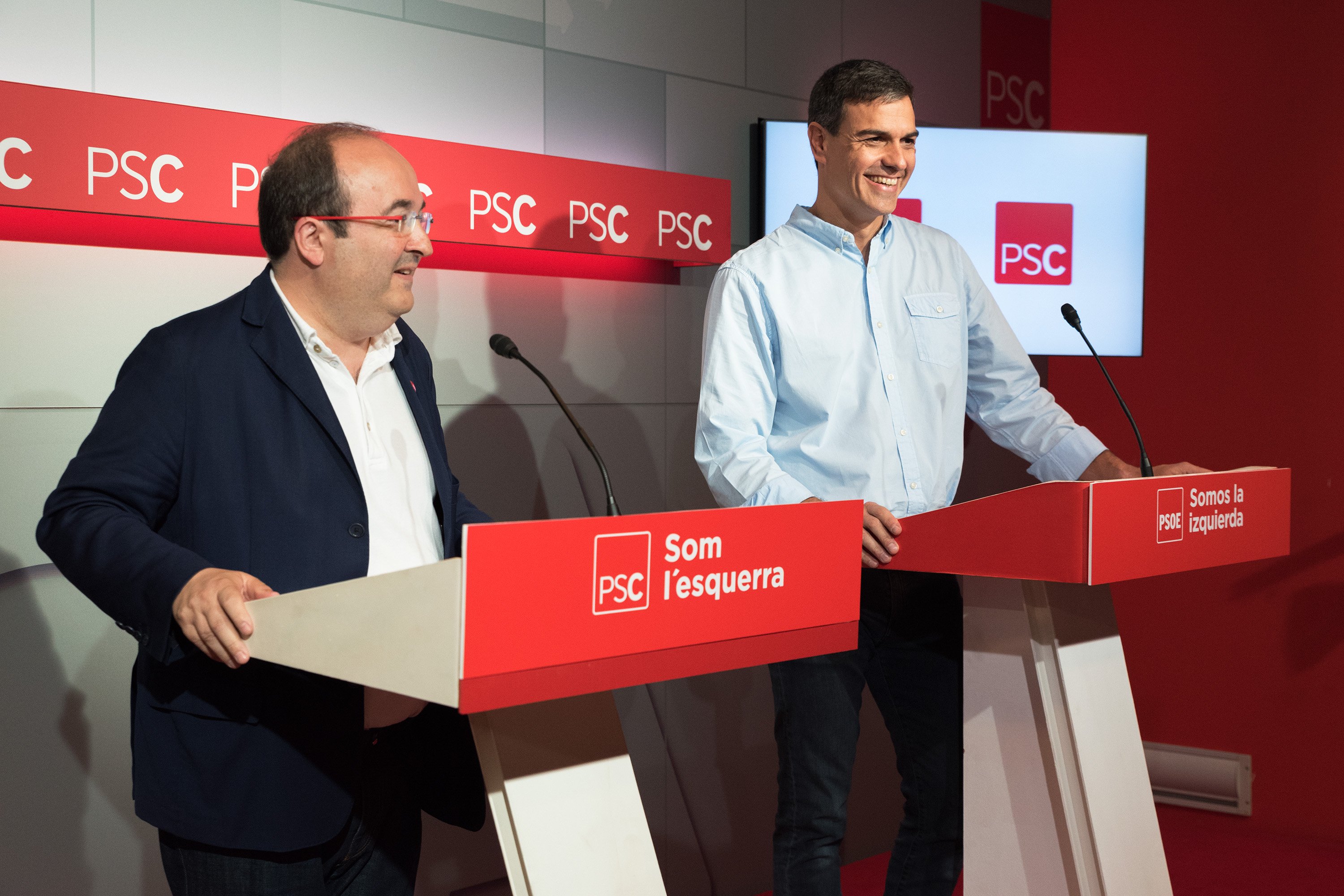 PSC i PSOE impulsaran la reforma federal de la Constitució al setembre