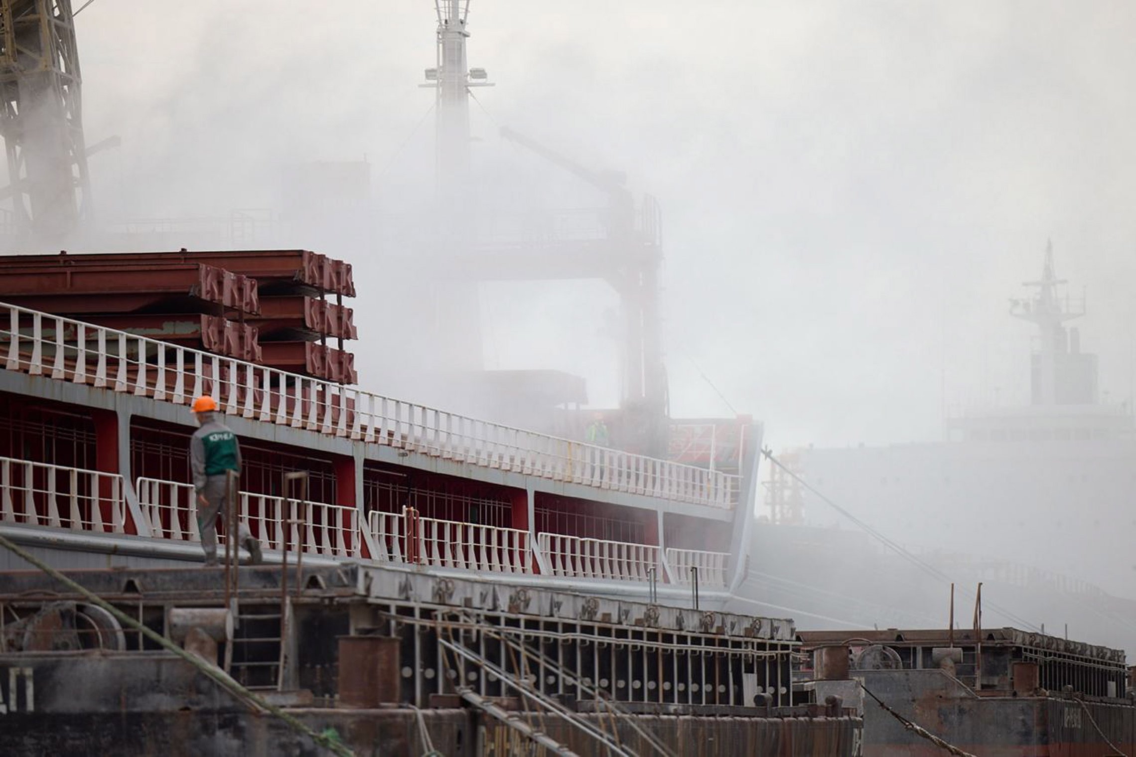 Sale de Ucrania el primer barco con 26.000 toneladas de cereales