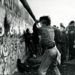 east berlin punks   portada