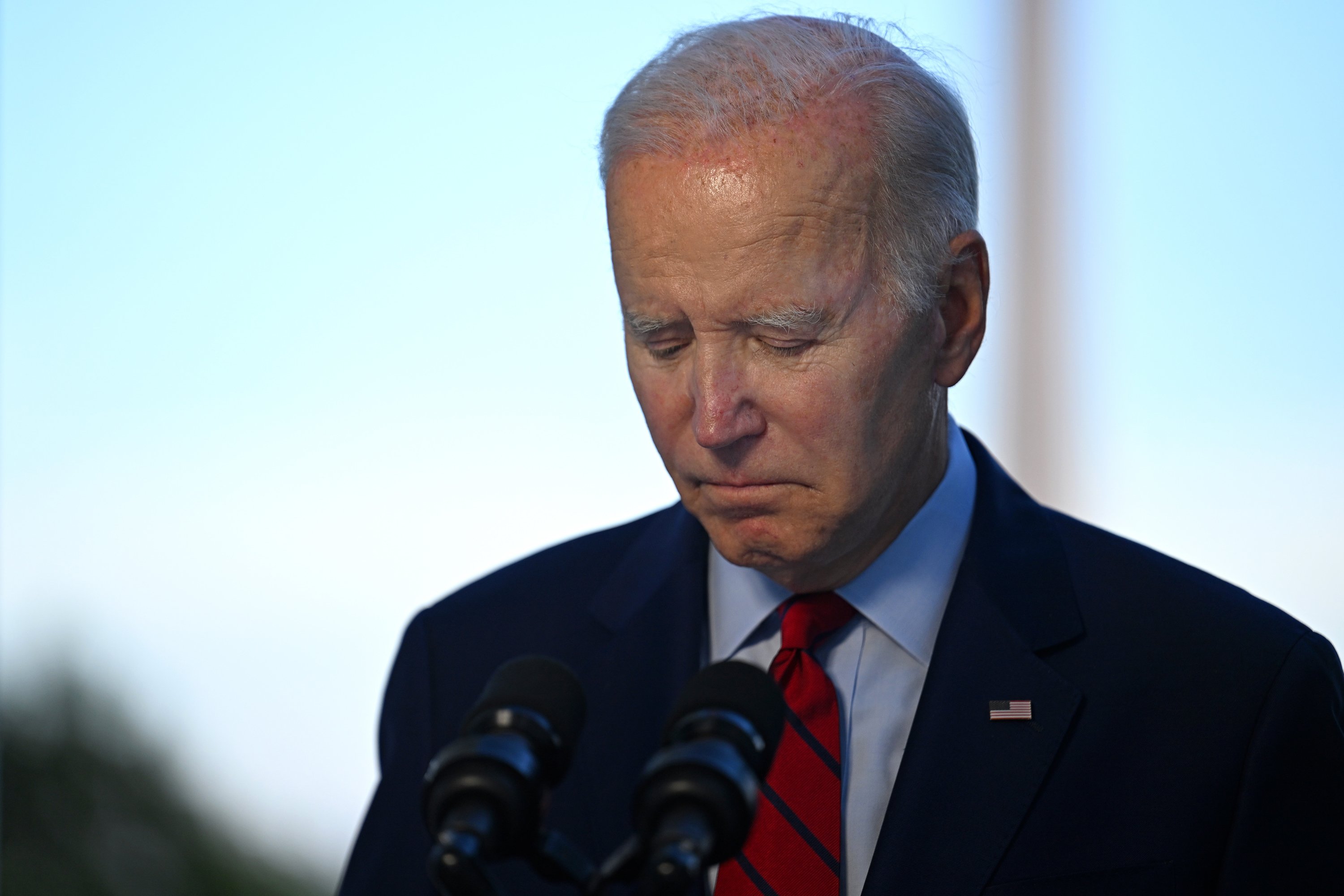 Creix l'alarma als EUA pel lapsus de Joe Biden: pregunta on és una diputada morta