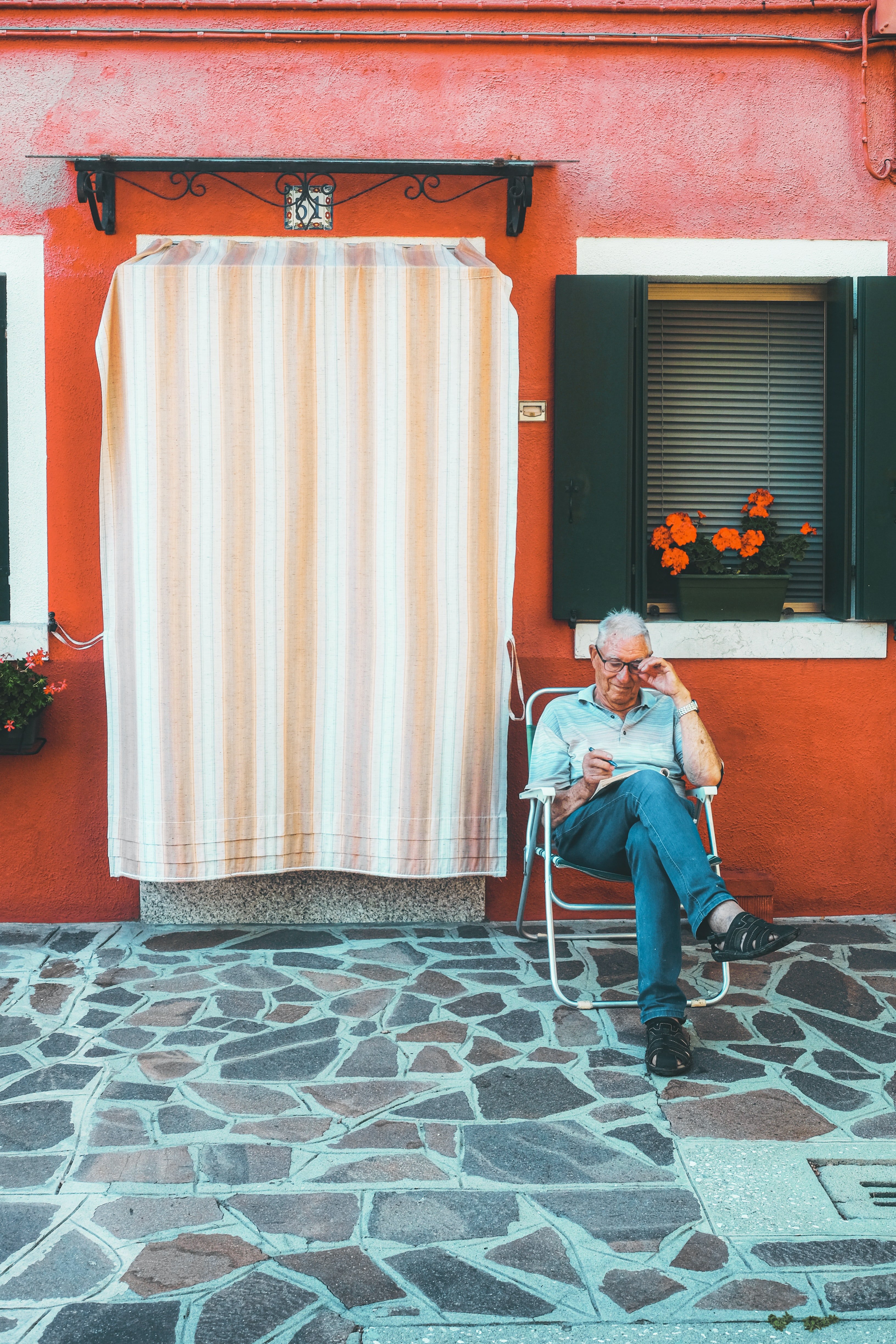 Canvi de tendència: qui viu més anys, les dones o els homes?