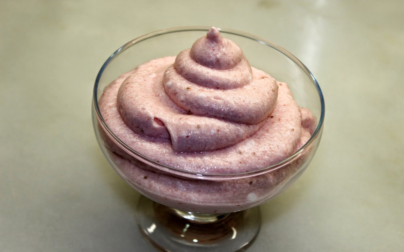 mousse maduixa estofat fruits vermells pas25