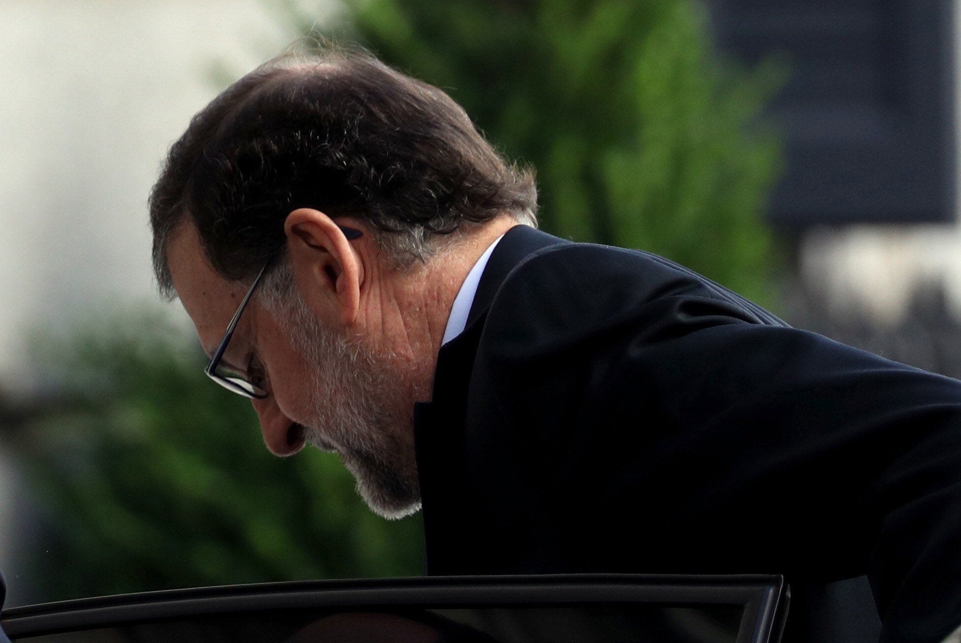 La reticencia del TC a suspender a líderes catalanes traslada la presión a Rajoy