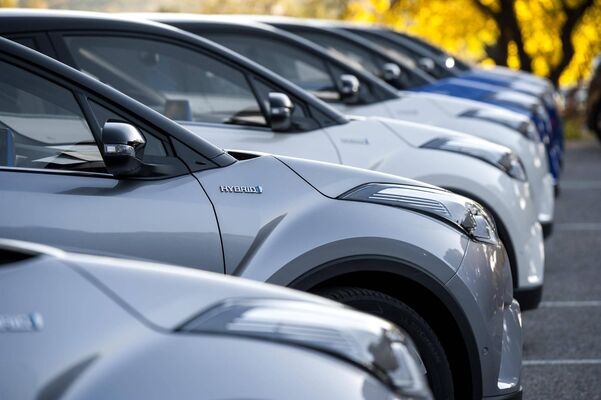 Se deshincha el globo del mini Toyota RAV4 que pierde infinidad de ventas en 31 días