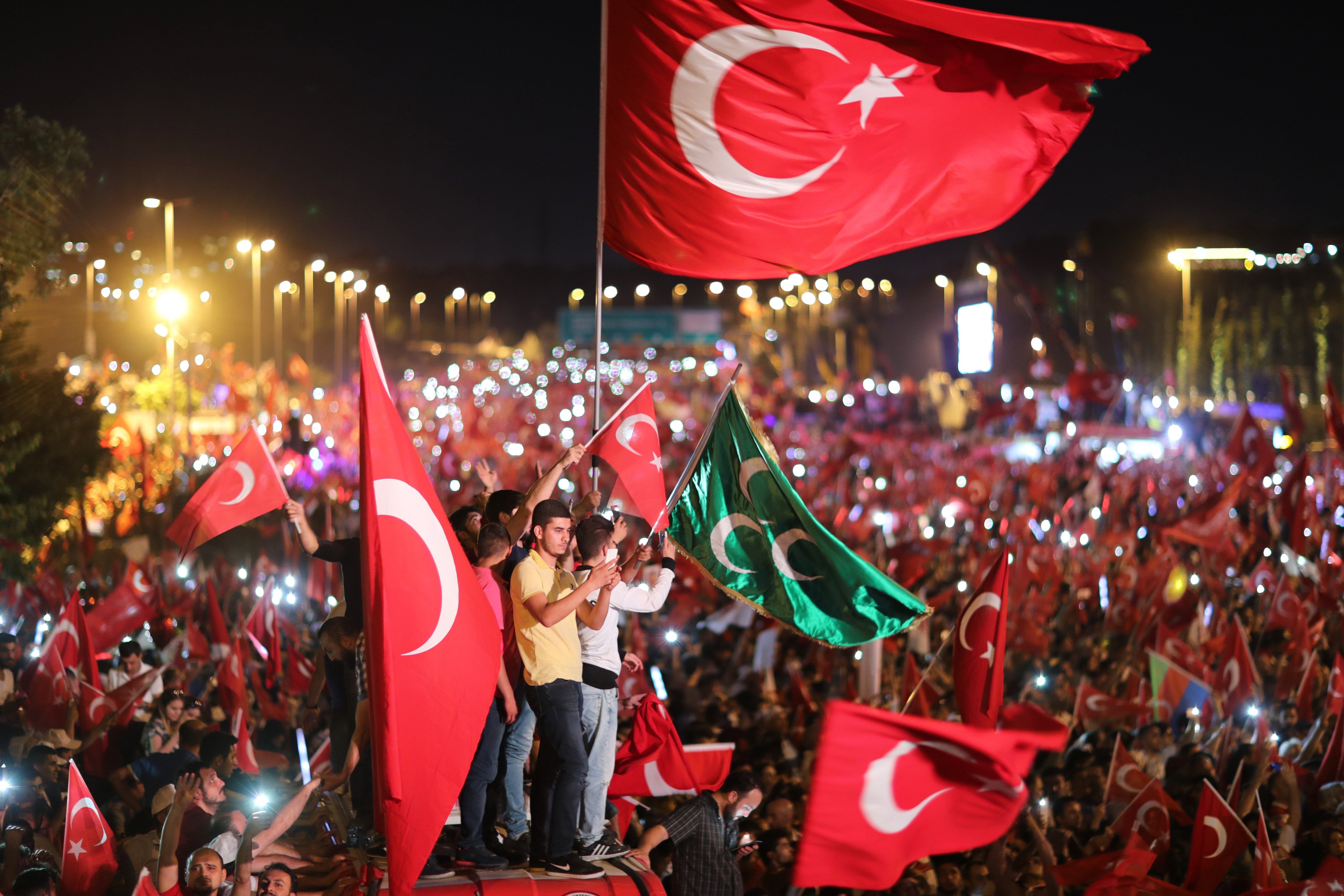 Turquia commemora el primer aniversari del cop d'Estat fallit