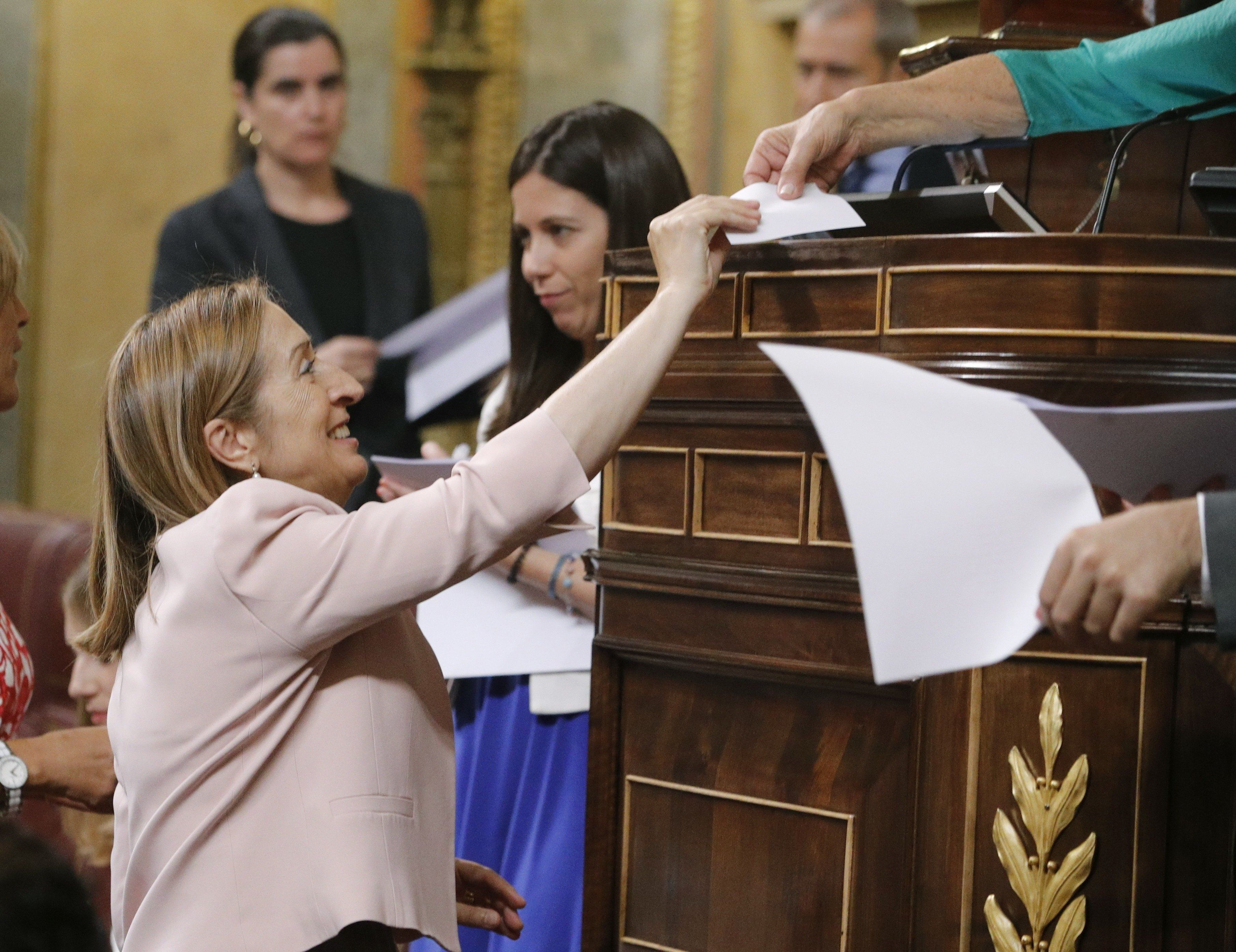 Pastor, nueva presidenta del Congreso con los votos de PP y C's