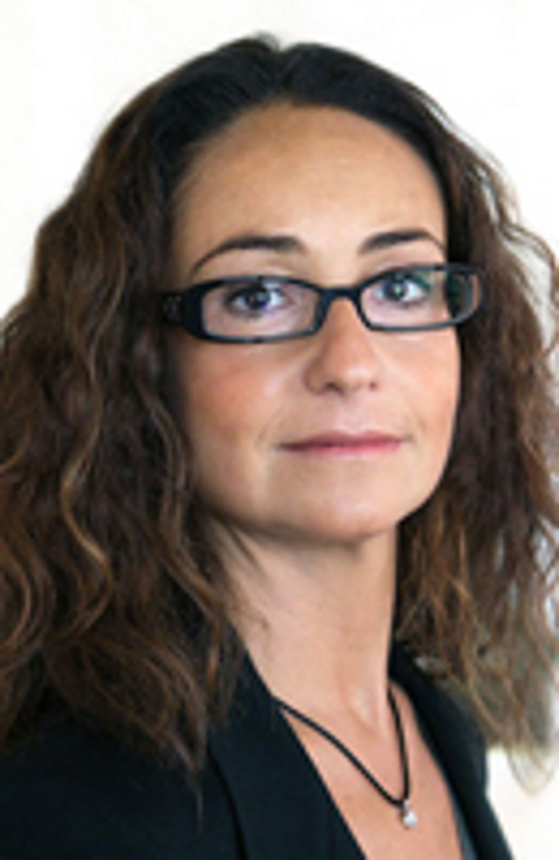 La directora de Antifrau destituye a tres directores de área La directora de Antifrau destituye a tres directores de área