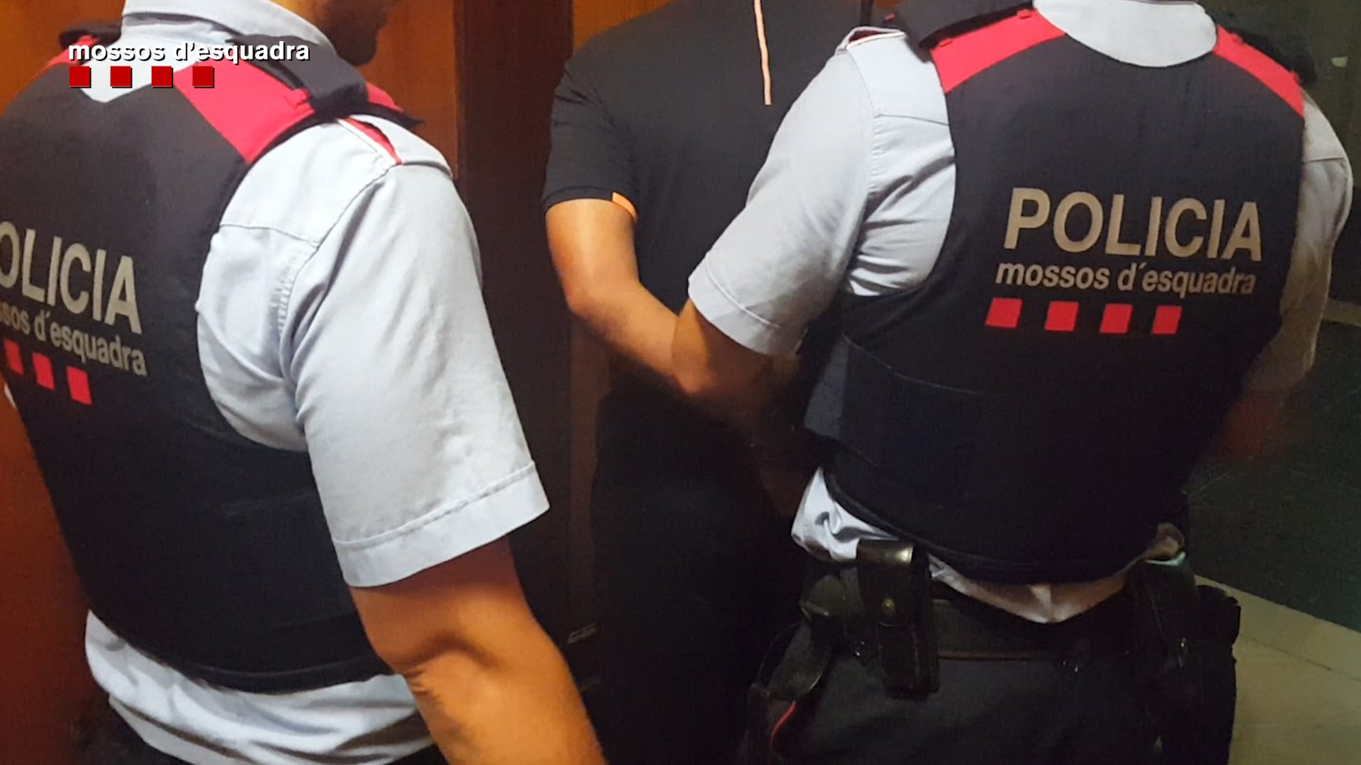 Detinguda una banda que robava a turistes fingint ser policies a Barcelona