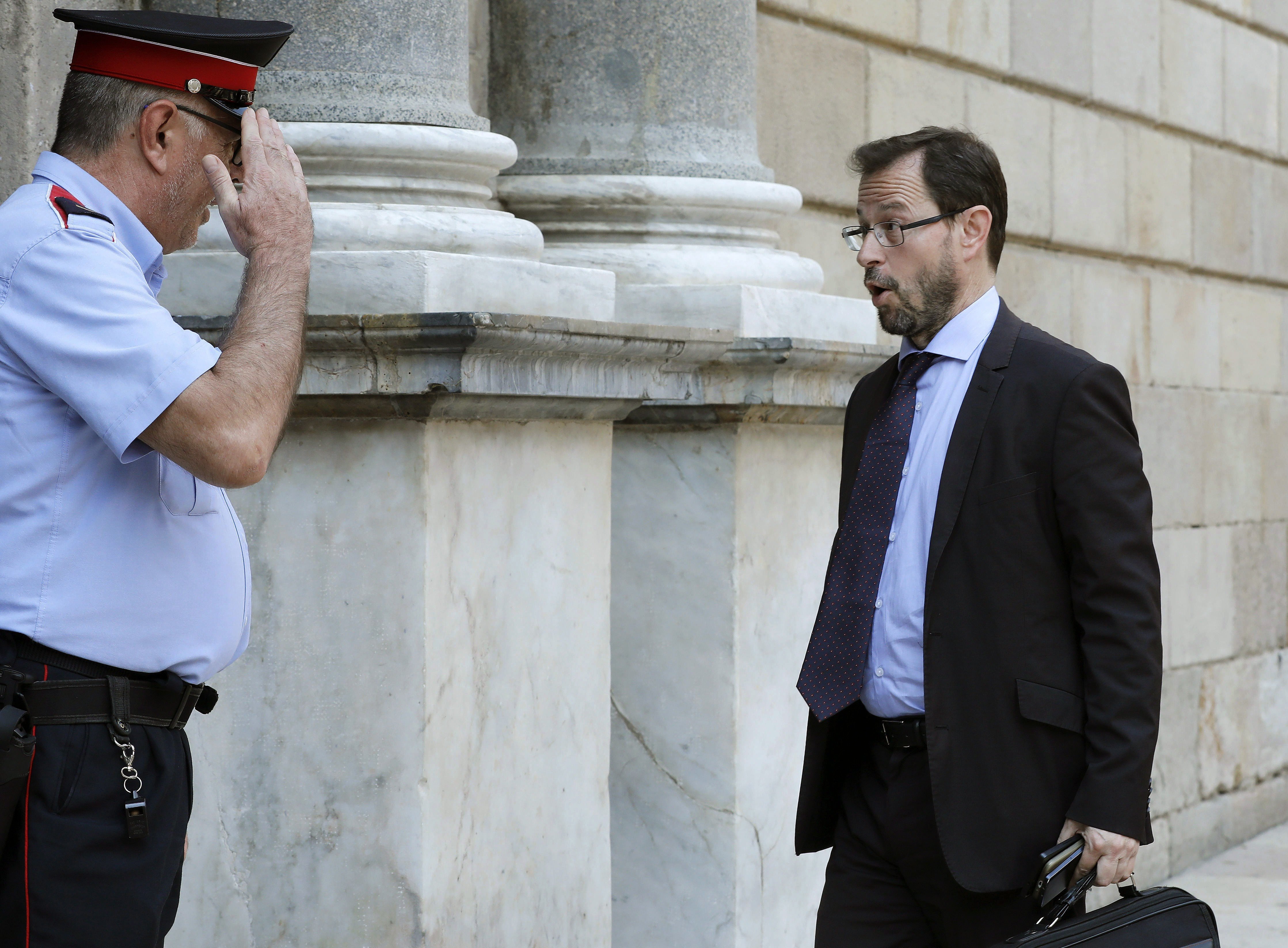 Turull no ha permès l'entrada de la Guàrdia Civil al Palau de la Generalitat