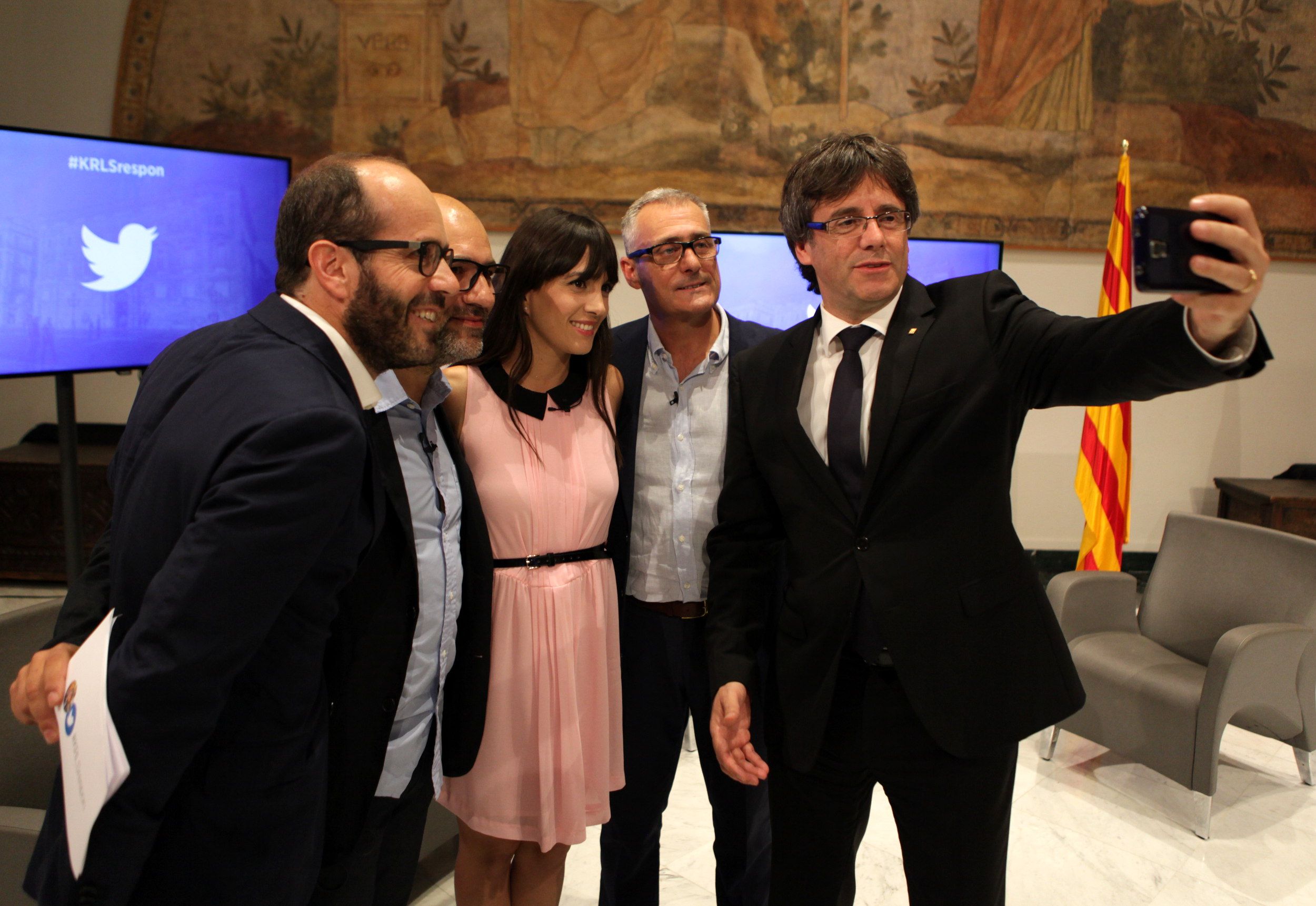 Puigdemont vería "ridículo" que la CUP dijera sí a la cuestión de confianza y no a los presupuestos