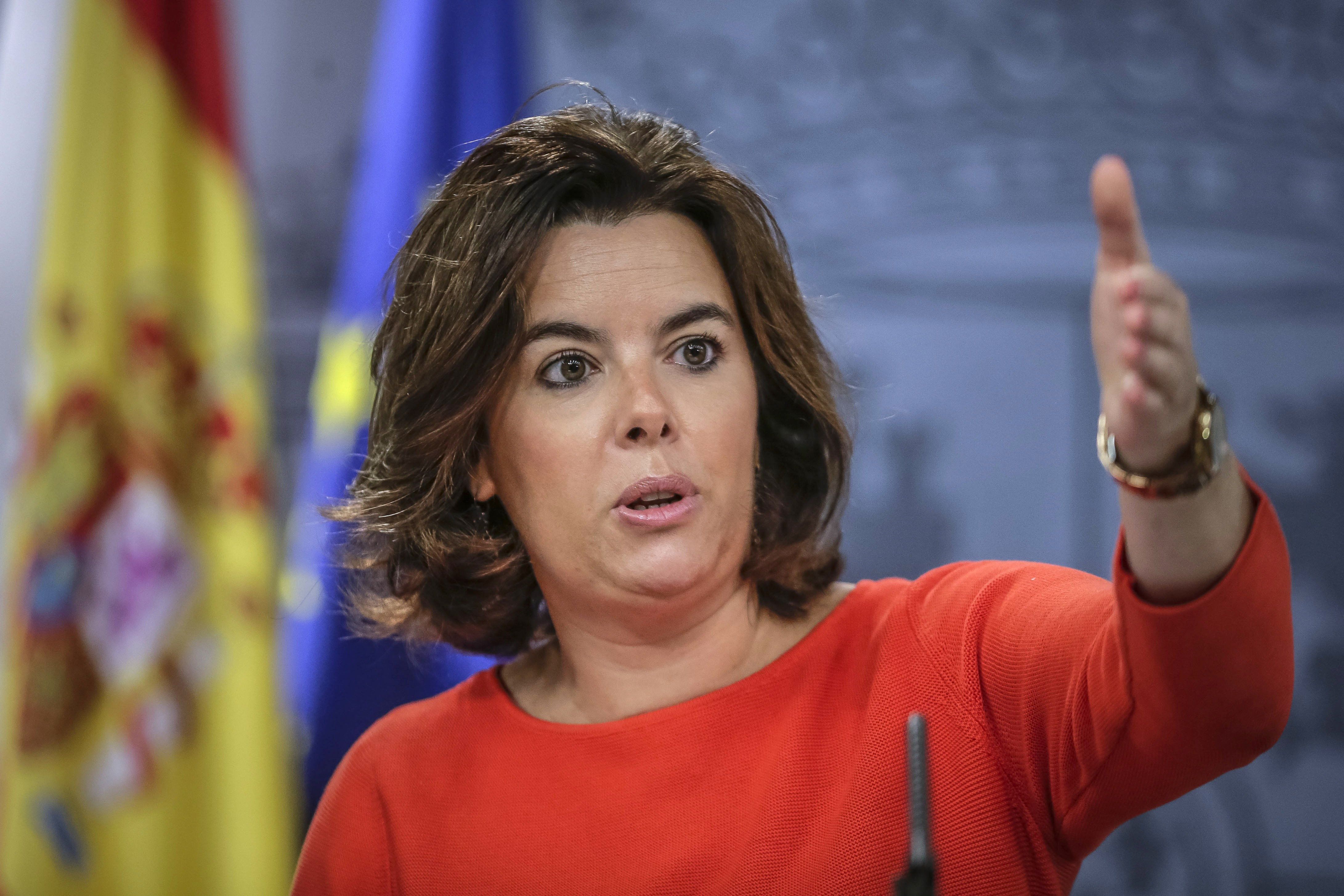 Santamaría niega un pacto con CDC para la investidura