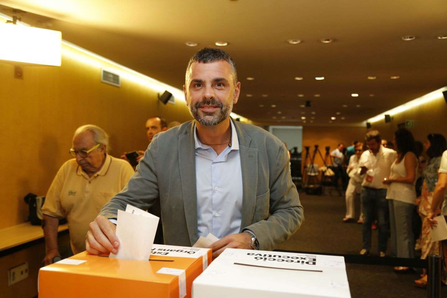 Santi Vila renuncia a la segunda vuelta para el consejo nacional del PDC