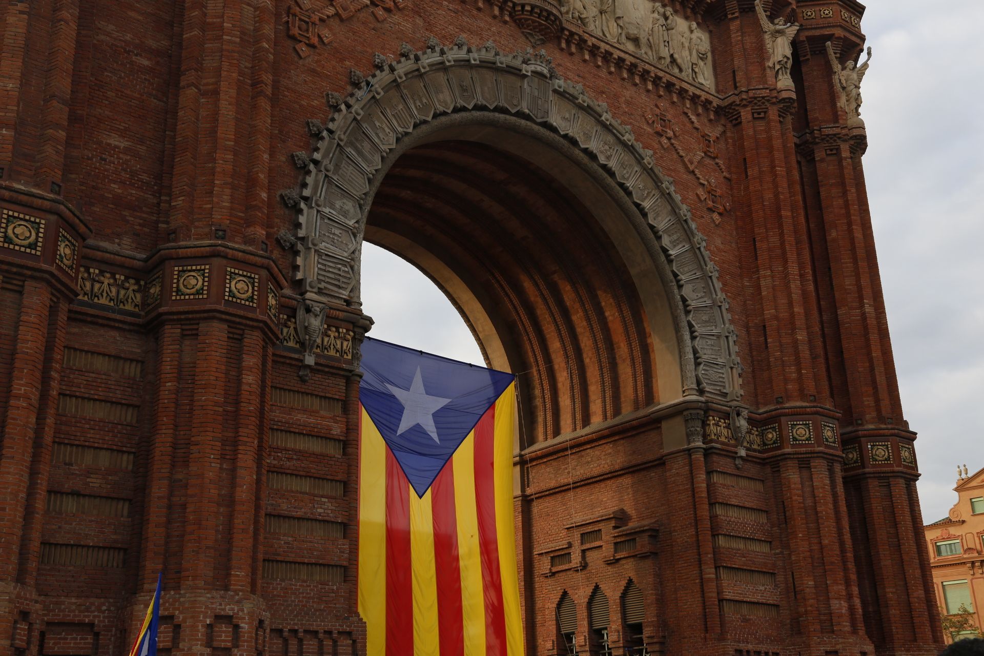 El banc central d'un Estat català generaria 500 milions per any