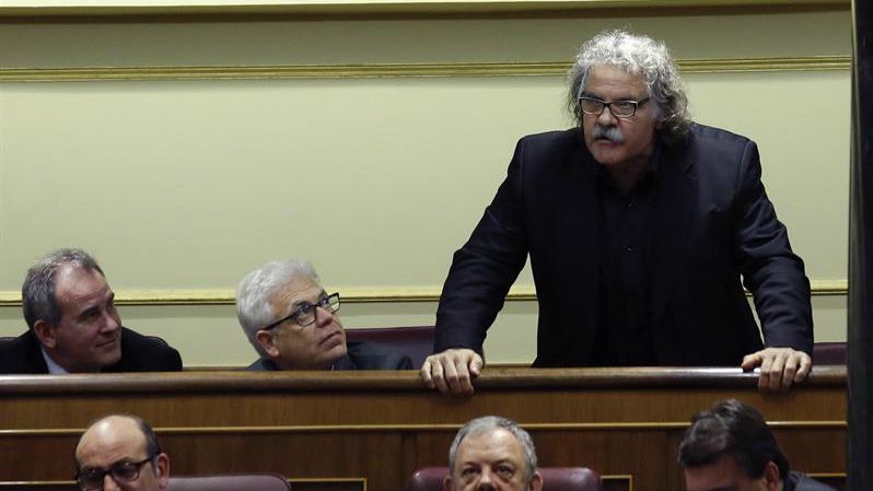 ERC planta el Rei fins que no atengui Puigdemont i Forcadell